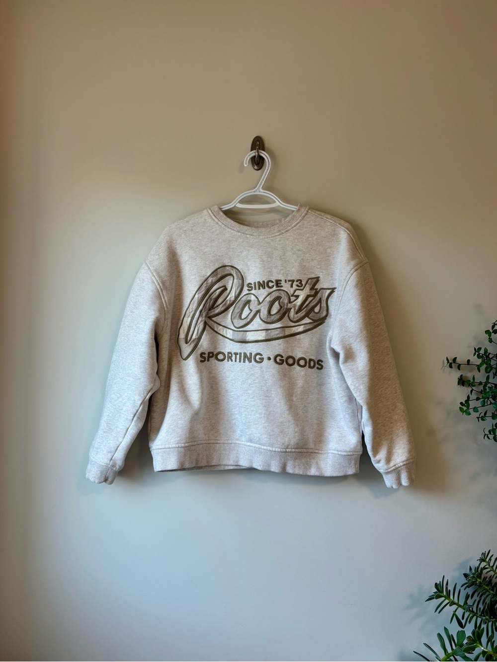 Women’s Roots Plaid Applique Crew Sweatshirt
